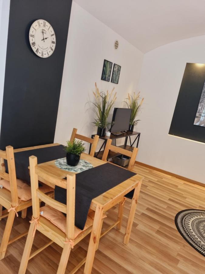 Apartament Pod Wawelem Cracóvia Exterior foto